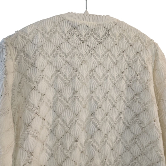 Vintage Cardigan 60s 50s DeMura 100% Acrylic Sz 42 White Cottage Core Coquette - Picture 9 of 10